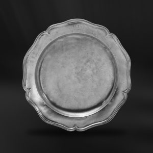Piatto barocco 700 in peltro (Art.102)