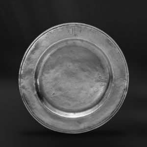 Piatto antico in peltro (Art.118)