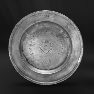Piatto antico in peltro (Art.209)