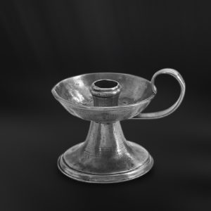Bugia porta candela in peltro (Art.313)