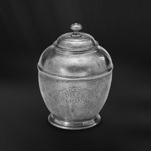 Barattolo antico in peltro (Art.421)