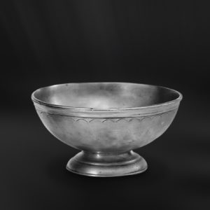 Ciotola in peltro con base (Art.426)