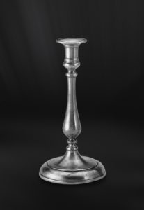 Candeliere in peltro (Art.635)