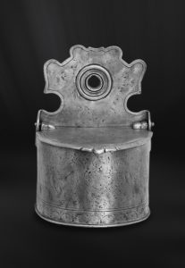 Porta sale da parete saliera da muro in peltro (Art.388)