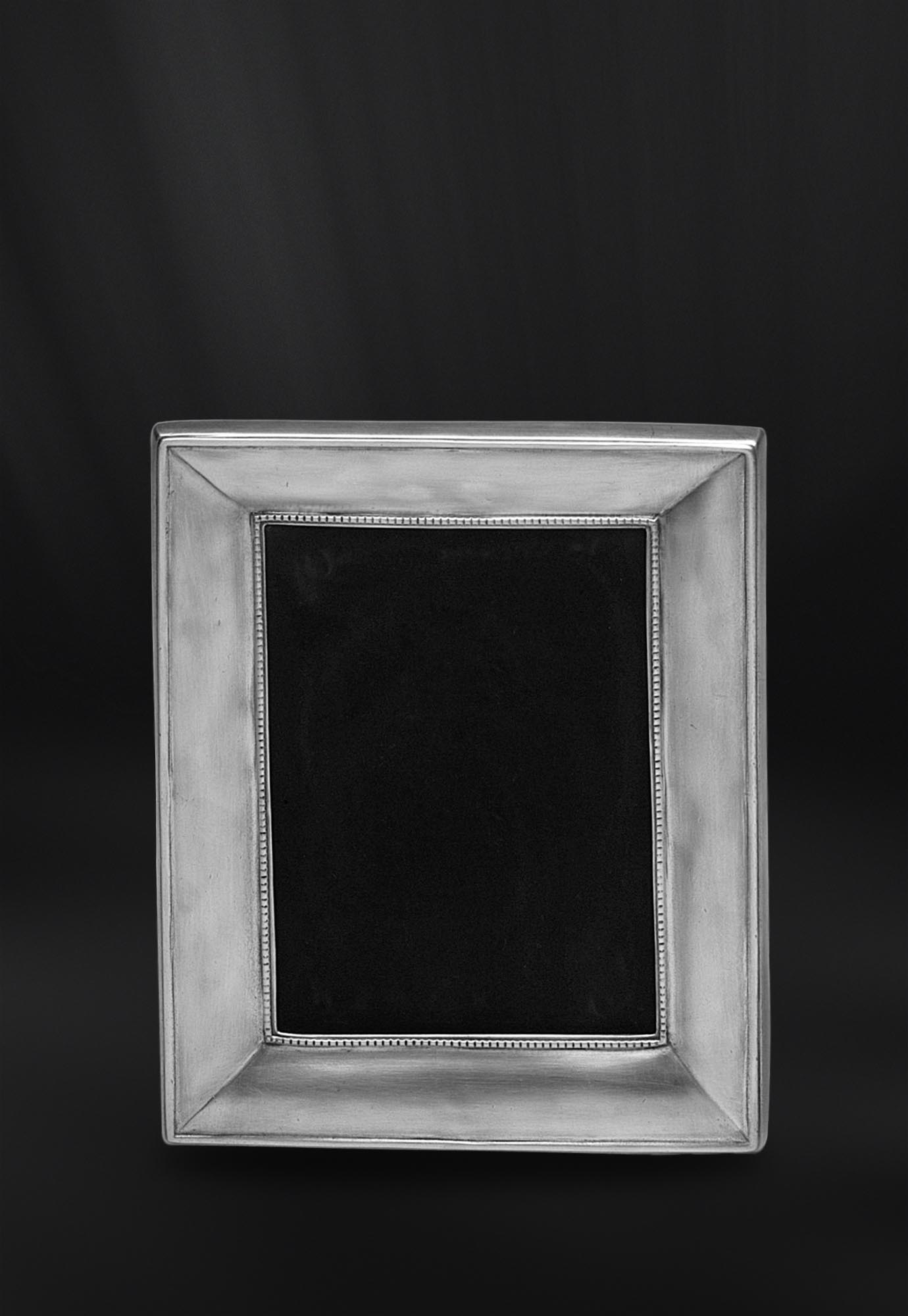 Cornice portafoto rettangolare 10x15 in peltro (Art.554) Cornice portafoto rettangolare 10x15 in peltro (Art.554)