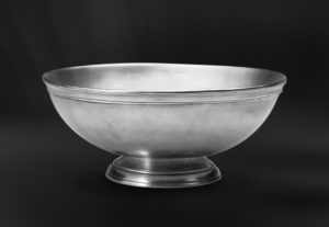 Centrotavola in peltro con base (Art.579)