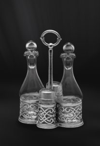 Set condimento sale pepe olio aceto oliera in peltro e vetro (Art.587)