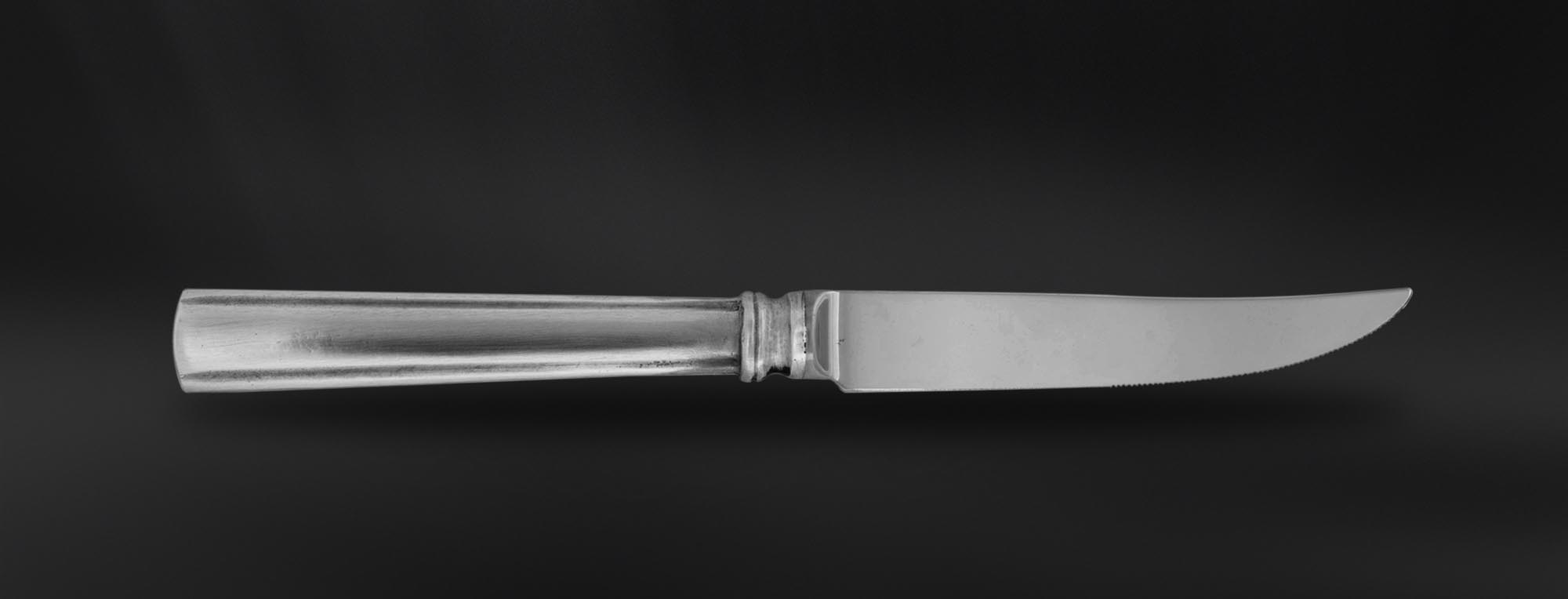 Coltello bistecca posate in peltro e acciaio (Art.613) Coltello bistecca posate in peltro e acciaio (Art.613)
