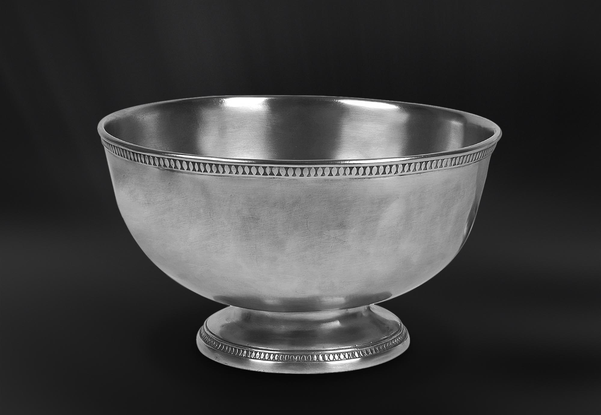 Centrotavola punchbowl per cocktail o ghiacciaia in peltro (Art.799.5) Centrotavola punchbowl per cocktail o ghiacciaia in peltro (Art.799.5)