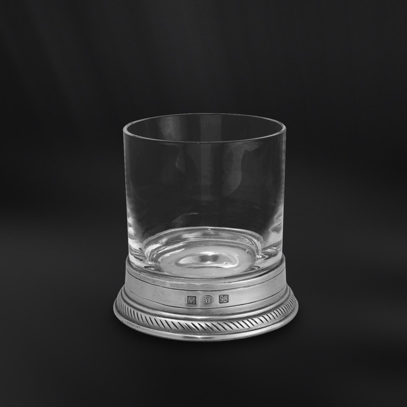 Bicchiere da whisky old-fashioned in peltro e cristallo (Art.856) Bicchiere da whisky old-fashioned in peltro e cristallo (Art.856)